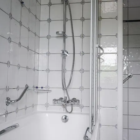 Venez Chez Vous La Maison Bleue