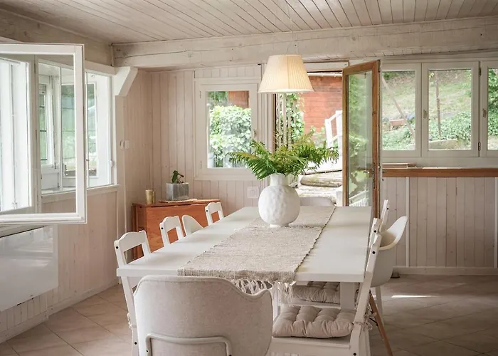 Venez Chez Vous La Maison Bleue Дом отдыха *
