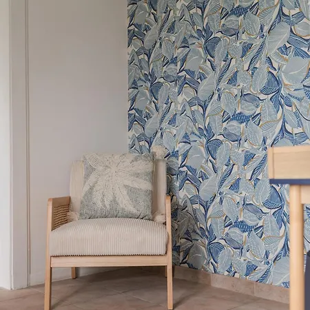 Venez Chez Vous La Maison Bleue Holiday home *