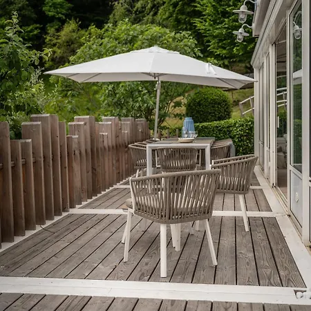 Venez Chez Vous La Maison Bleue Sévrier